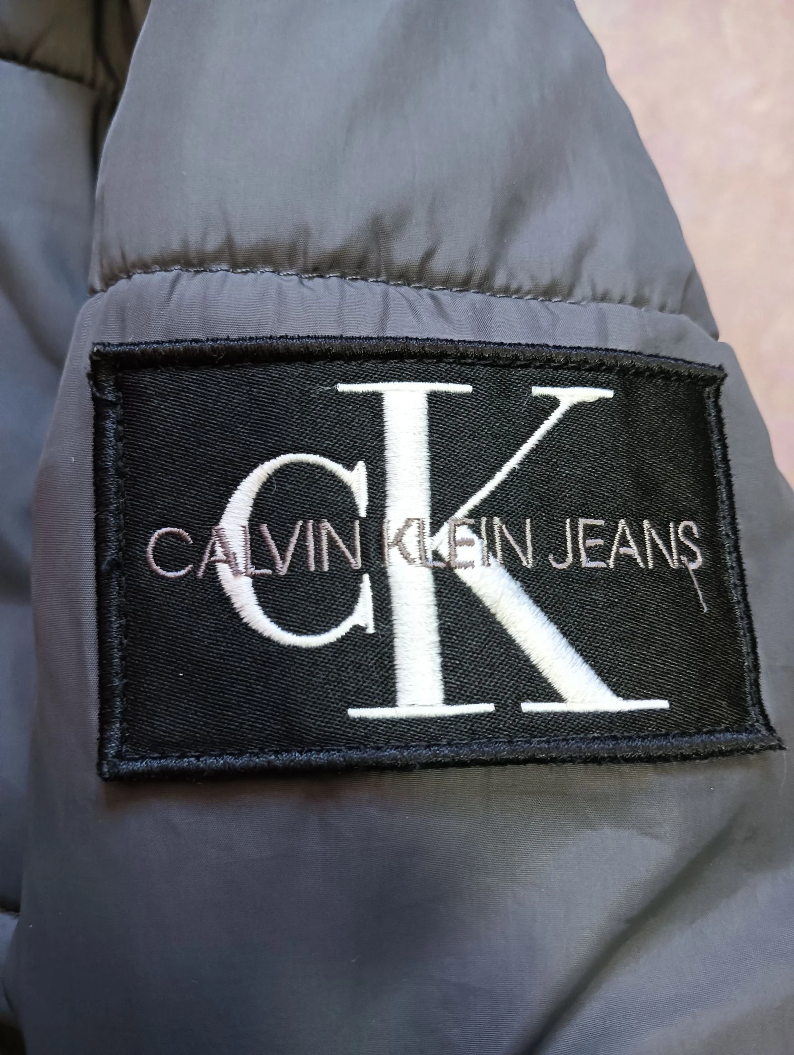 Puffer Calvin Klein Antracita Size M Premium  – photo 4